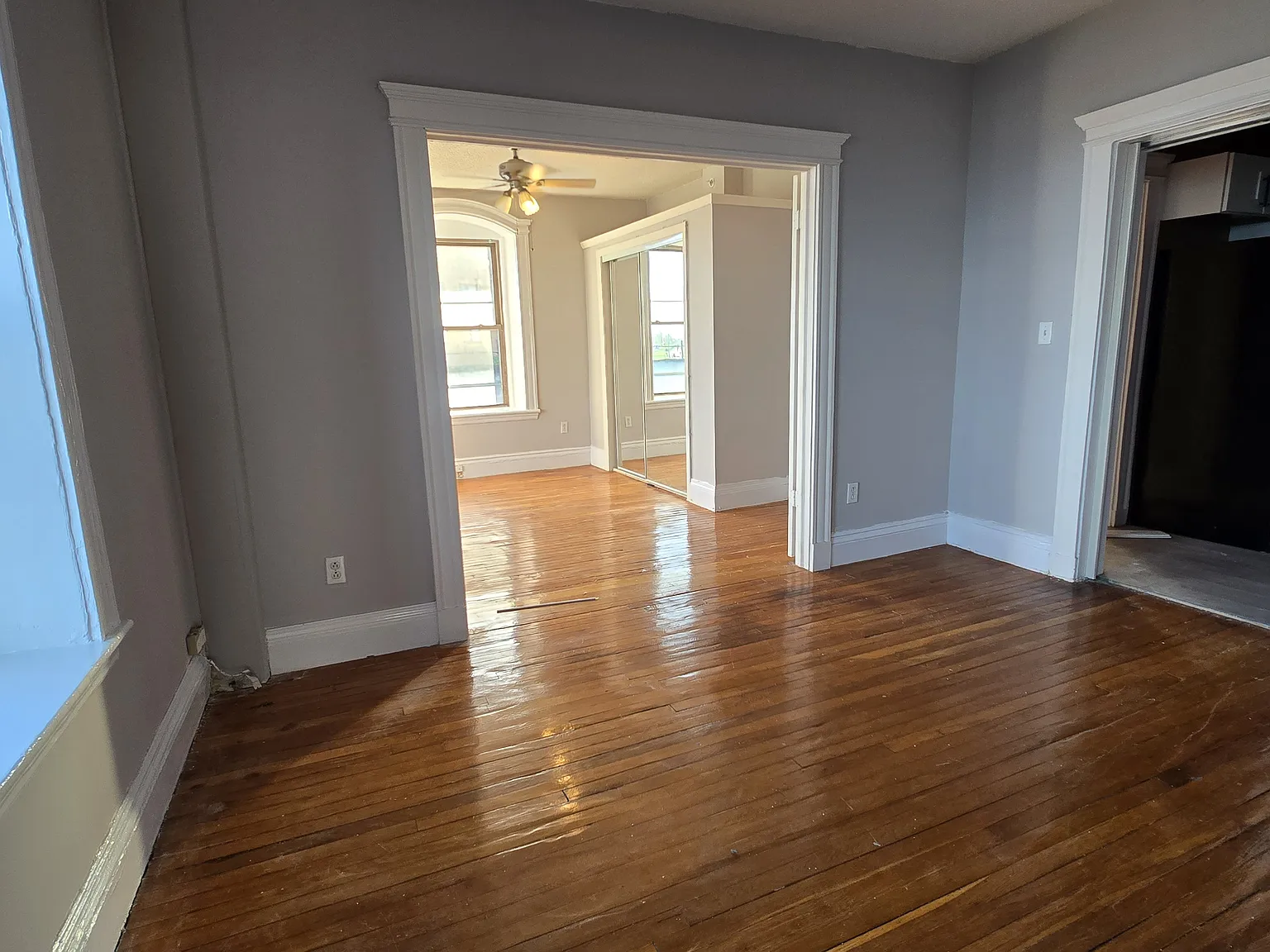 285 Lynn Shore Dr — Photo 4