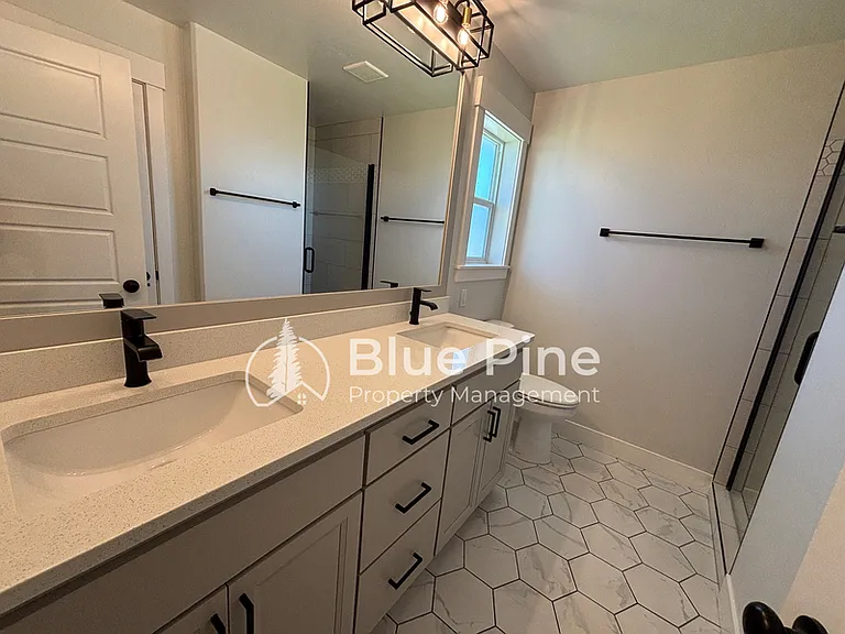 6389 Maggie Dr — Photo 40