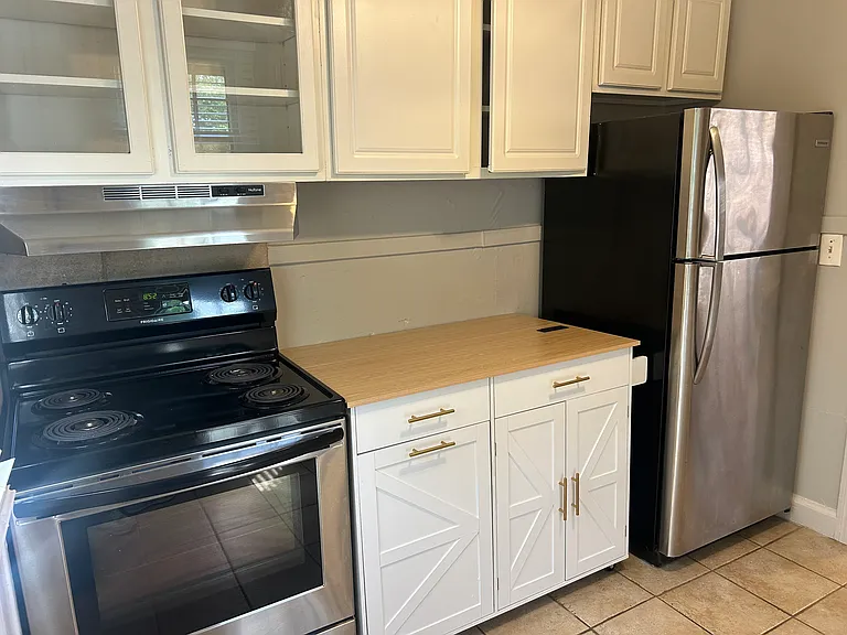 2300 Sharondale Dr — Photo 6
