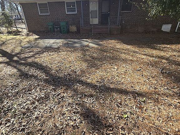 4th image of 2142 2nd Ave
