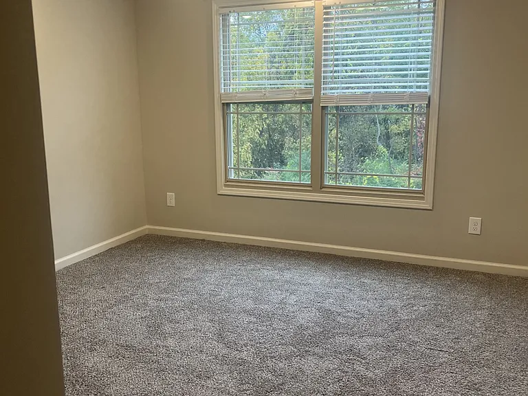Sinclair Ridge Apartments — Photo 31