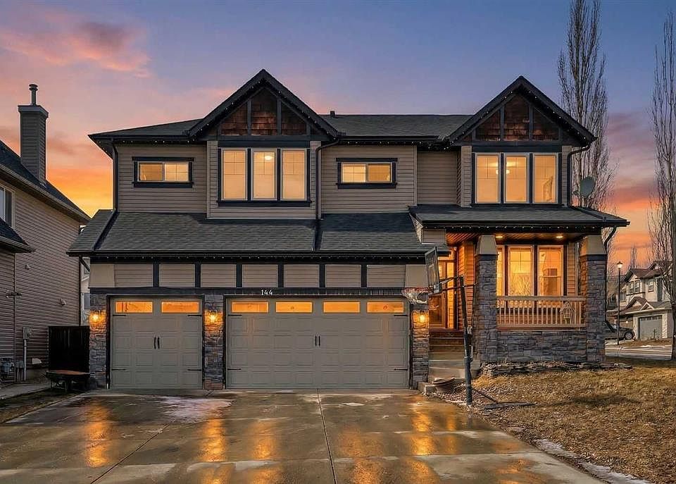 1st image of 144 E Hawkmere Rd