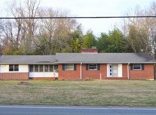5511 Burlington Rd, Mc Leansville, NC 27301