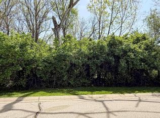 53434 Woodbridge Ct #2, South Bend, IN 46637