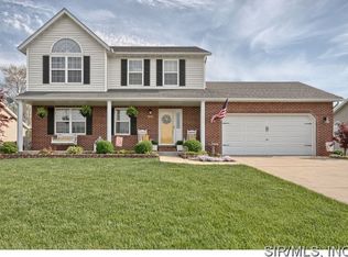 8050 Austin Dr, Troy, IL 62294