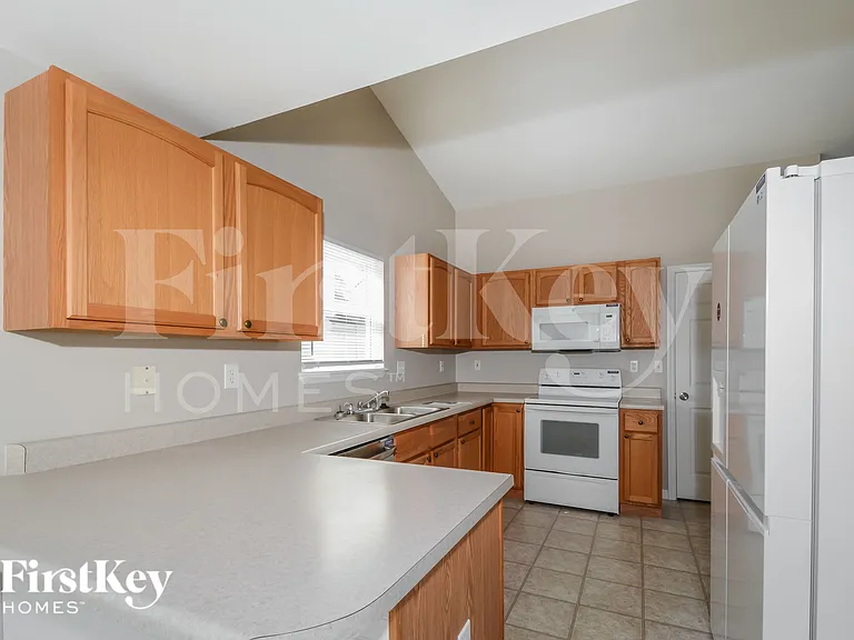 310 Rustic Oaks Dr — Photo 10