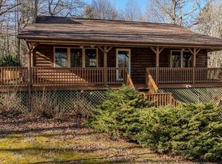 125 Round Hill Rd, Fancy Gap, VA 24328