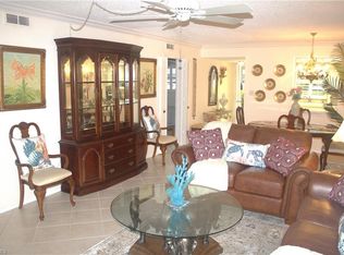 200 Valley Stream Dr #4C, Naples, FL 34113