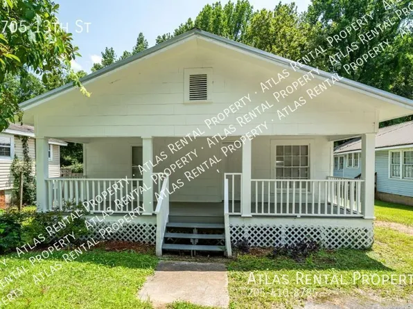 2705 13th St, Northport, AL 35476