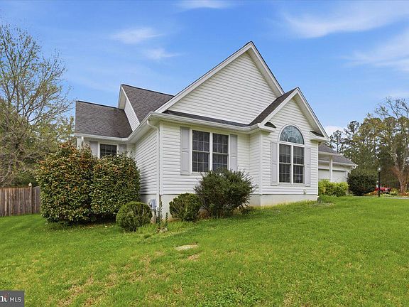 4th image of 8537 Anderegg Pl