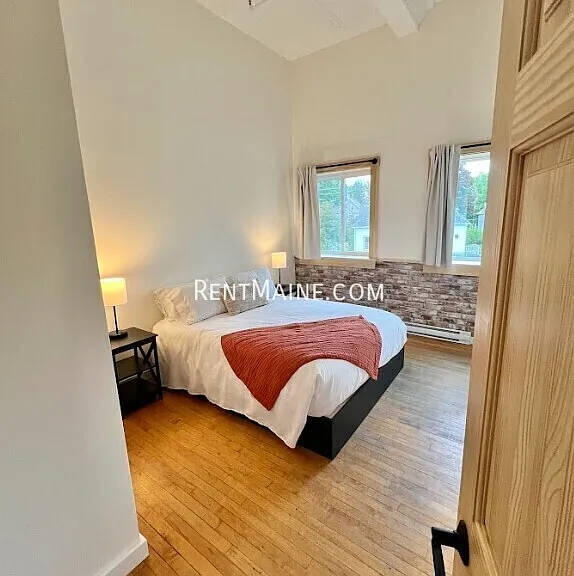 113 N Lancey St #202 — Photo 14