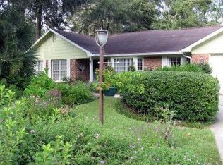 111 N Cromwell Rd, Savannah, GA 31410