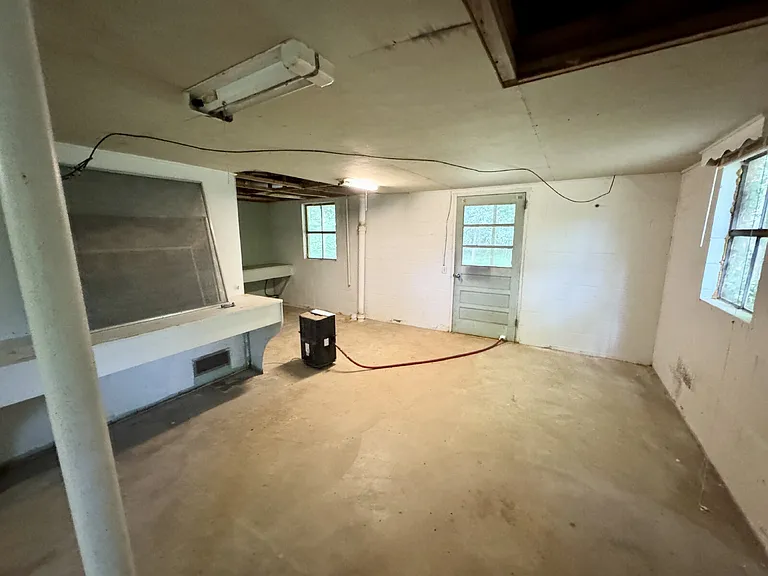 1202 Garden Cir — Photo 14