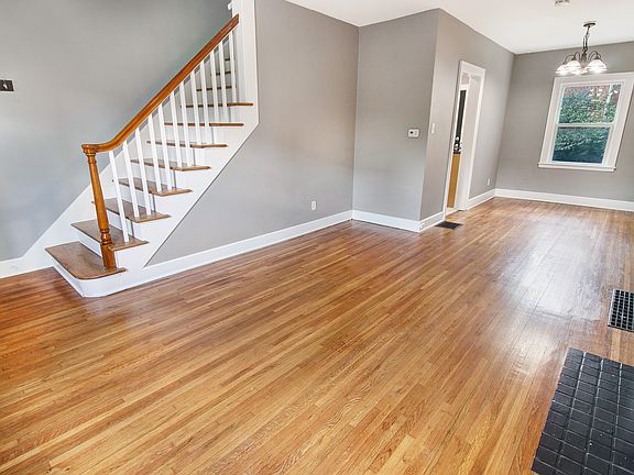 5th image of 1291 Thornwood Pl