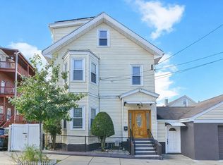 10 Orange St #2, Chelsea, MA 02150