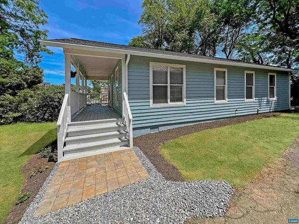 502 9th St SW, Charlottesville, VA 22903
