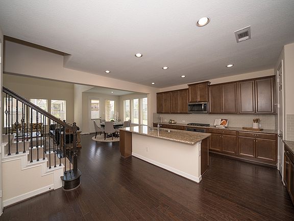 2nd image of 12118 Sempione Dr #Mz4aon