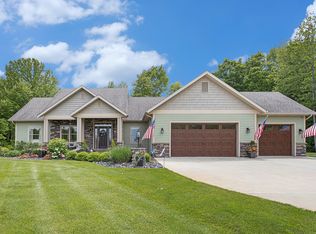 33515 28th Ave, Gobles, MI 49079