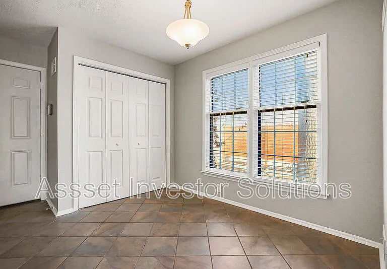 11109 Delmar Ct — Photo 9