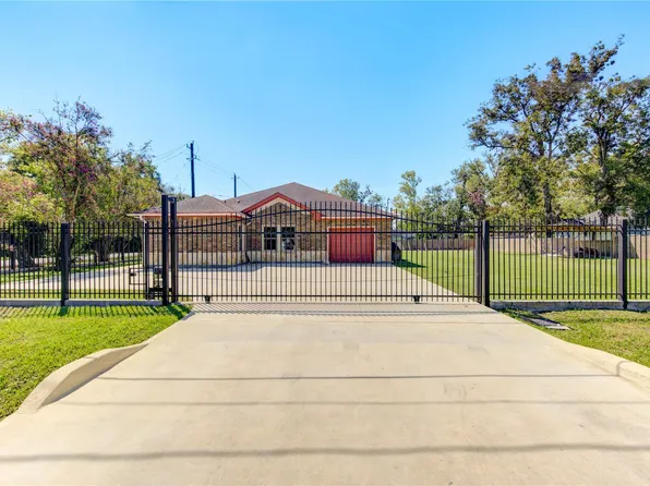 7450 Springdale Street, Houston, TX 77028