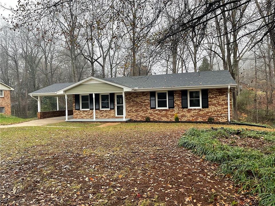 1st image of 3011 Arnold Dr