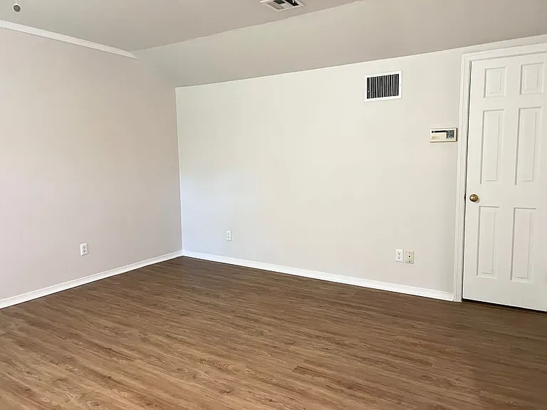 3205 George Cir — Photo 10
