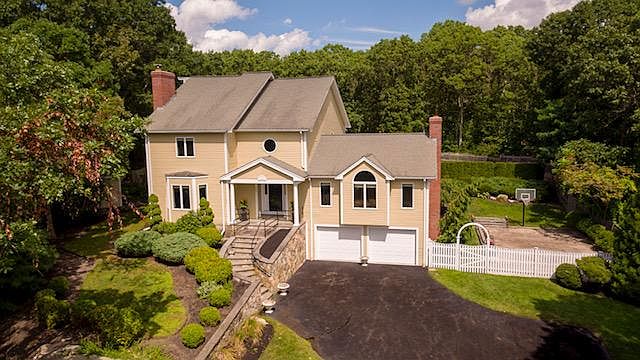 1st image of 265 Palisades Cir