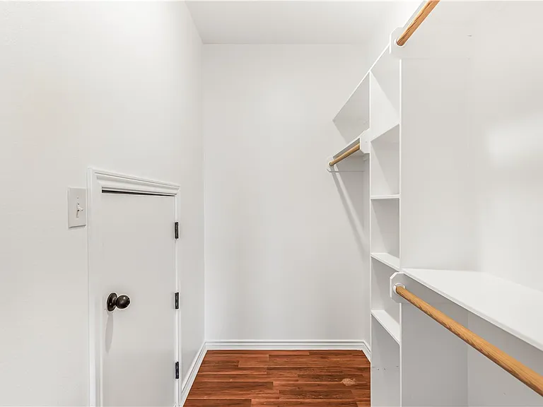 3933 John Sharp Pkwy #A — Photo 26