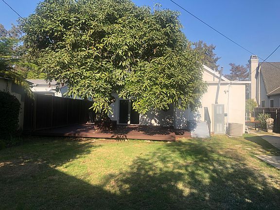 3rd image of 1951 Midvale Ave