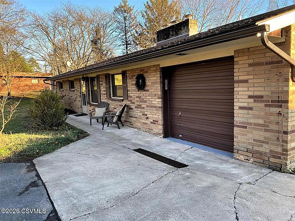 2nd image of 6910 Scenic Dr