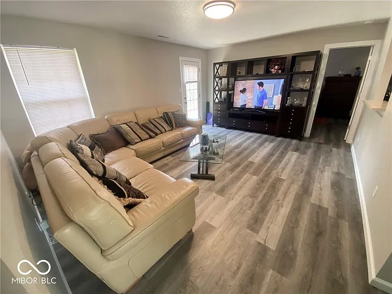 1387 Blue Heron Ln — Photo 5