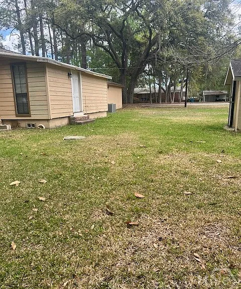 1005 E US Highway 80 — Photo 18