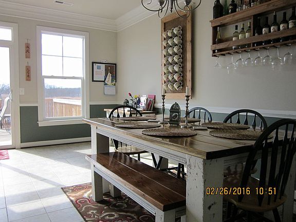4th image of 18 Rapidan Dr
