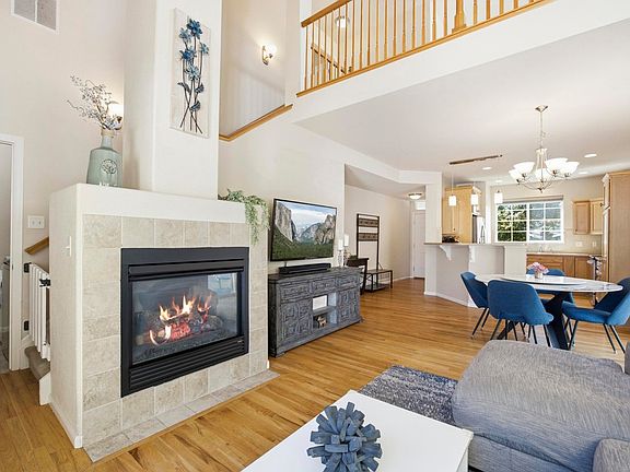 3rd image of 3608 Observatory Dr