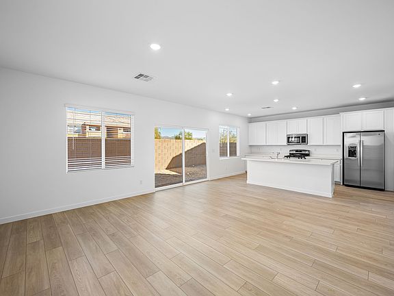 3 web or mls Lennar 2670 Marlette Ave 3