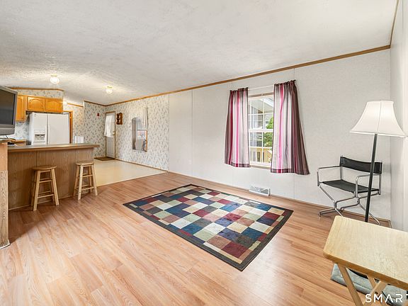 4th image of 55 Mountainview Road