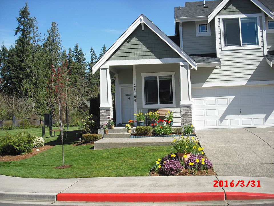 Front of house facing east