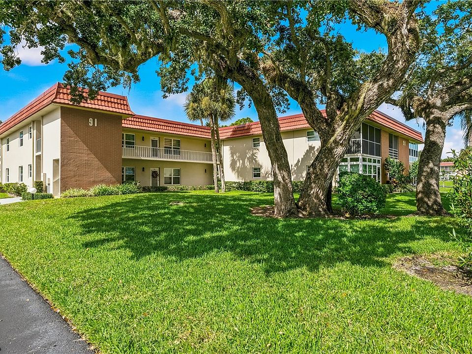 91 Crooked Tree Ln APT 203, Vero Beach, FL 32962 | MLS #300762 | Zillow