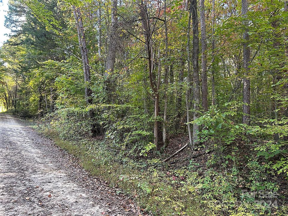 2nd image of 281 Everhart Rd
