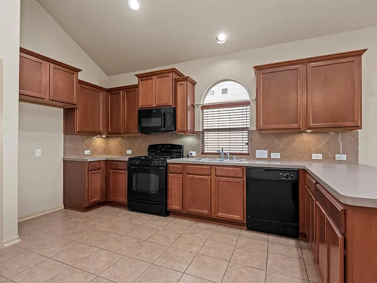 8734 Auburn Mane Dr — Photo 8