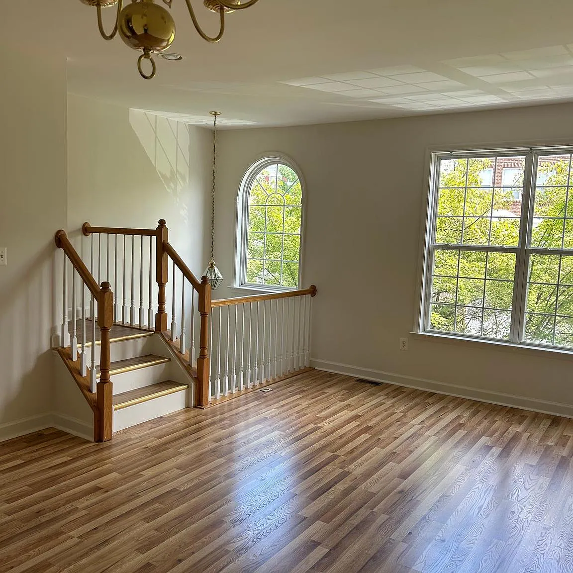 3 bed, 3.5 bath, 2016 sqft, $2,995 — Photo 4