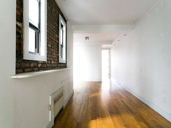 2nd image of 1418 Putnam Ave #2LF