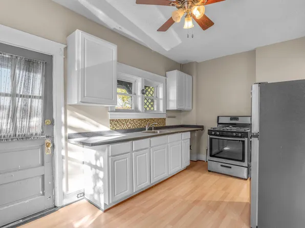 34 Bloomsbury Ave, Catonsville, MD 21228