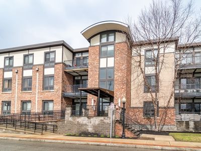 20 South Ave UNIT 108, Natick, MA, 01760