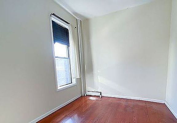 4th image of 87 Norman Ave #1