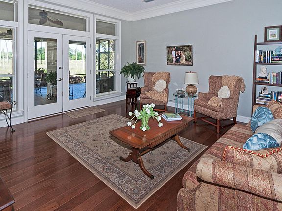 2nd image of 24489 Harbour View Dr