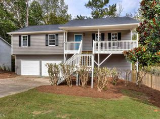 235 Hampton Dr, Dallas, GA 30132