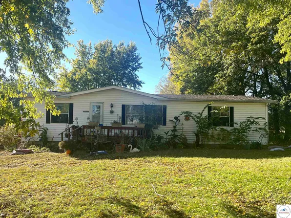 24119 Lacey Rd, Smithton, MO 65350