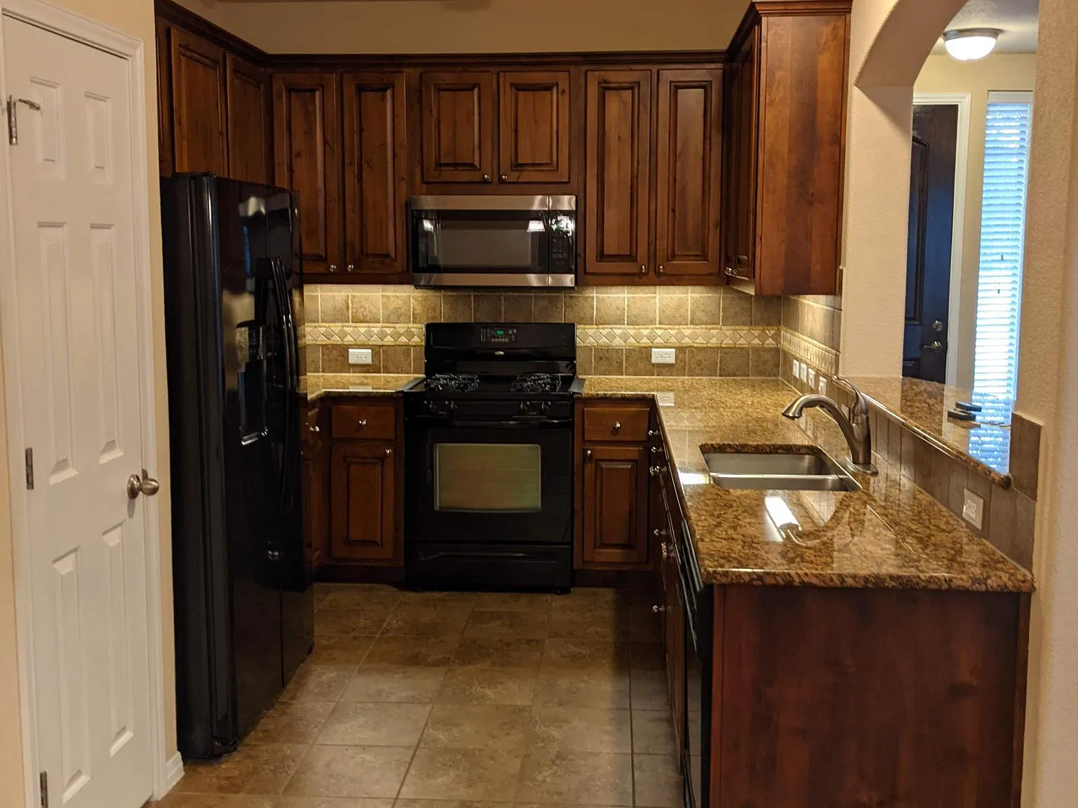 14100 Avery Ranch — Photo 2