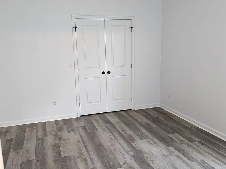 113 Edgefield Rd — Photo 20